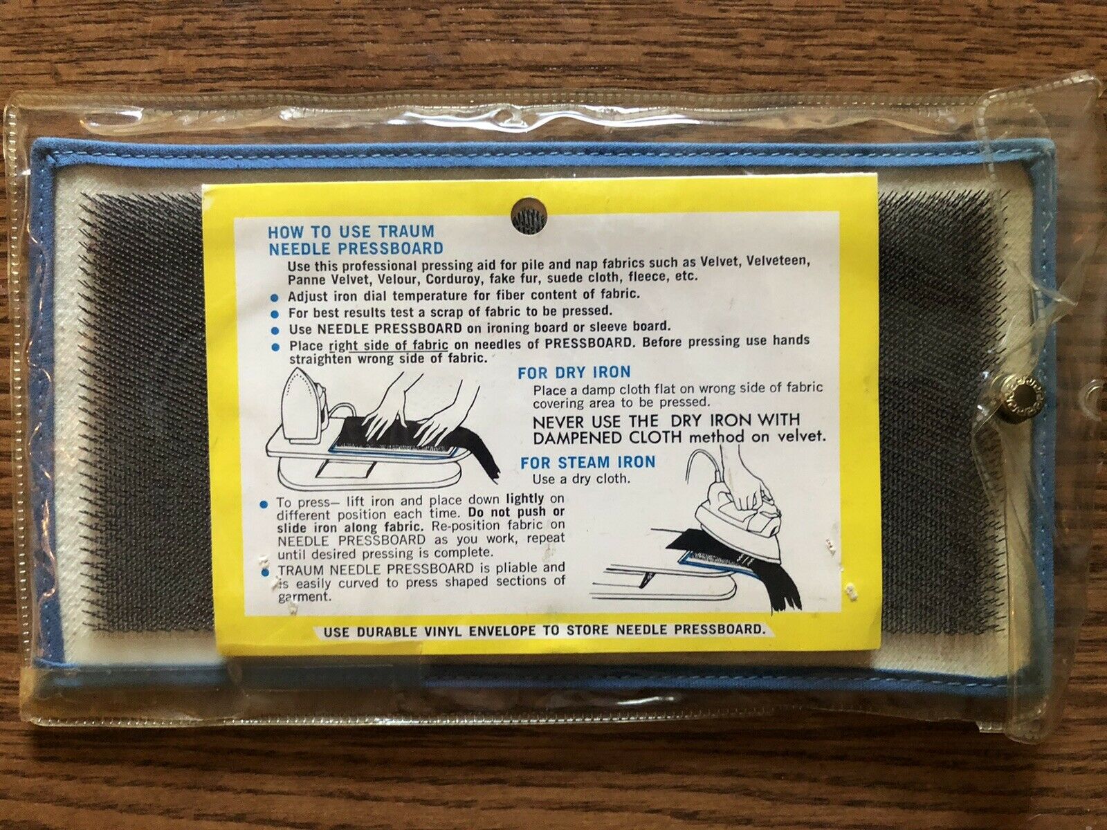 Vintage Traum No. 3 Needle Pressboard 5" X 9" W/ Instructions Pile & Nap Fabrics